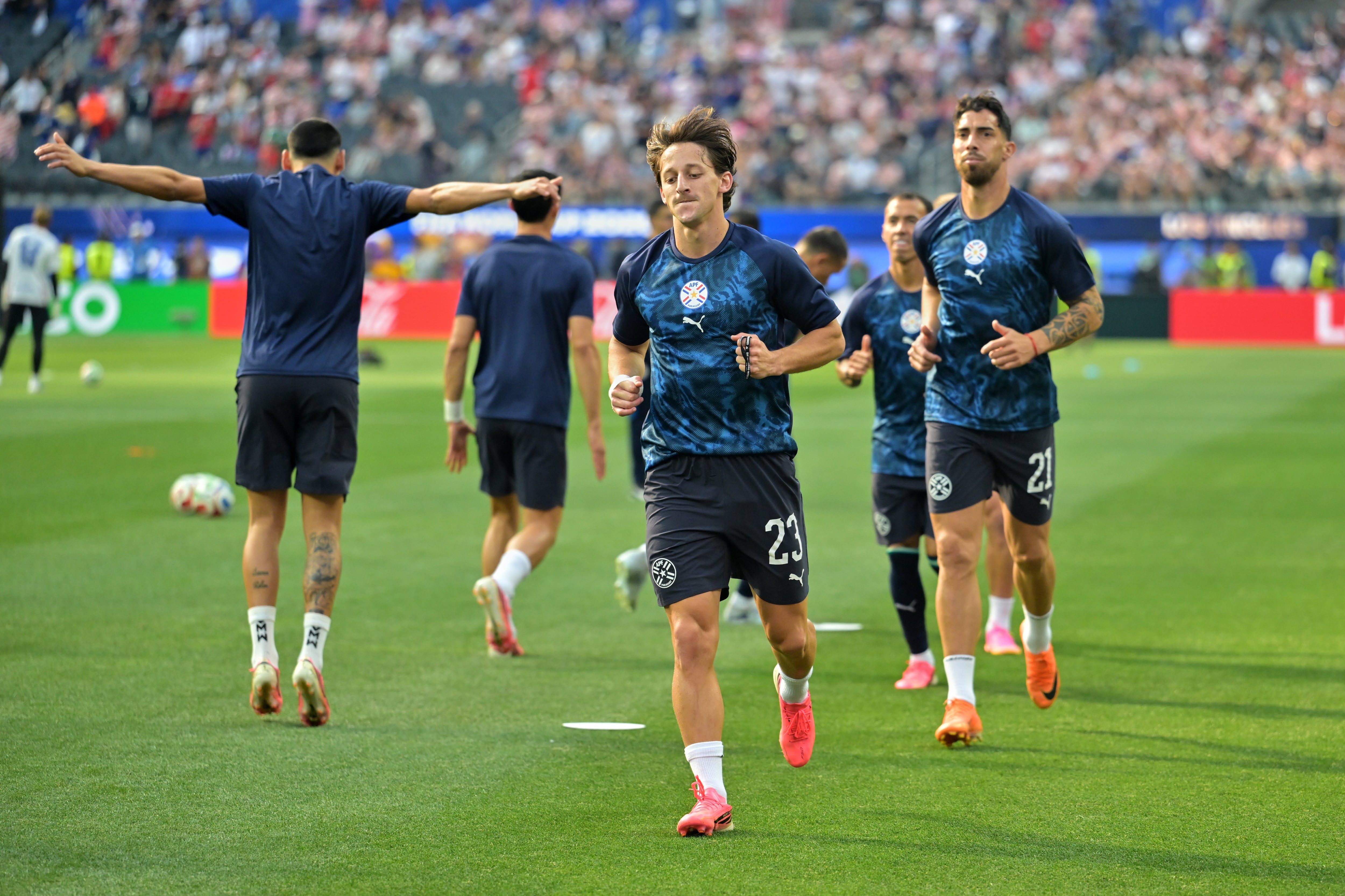 Fuera de las Copas del Mundo, el historial entre ambas selecciones suma nueve encuentros: cinco victorias para Estados Unidos, dos para Paraguay y dos empates