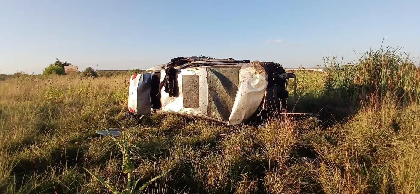 La Plata: su pareja perdió el control del auto en la ruta, ella salió despedida y murió