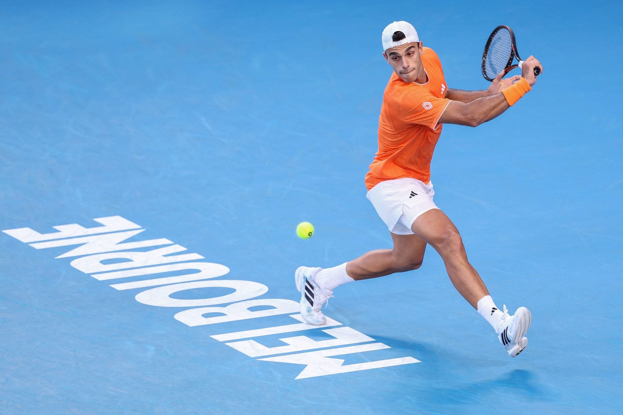 Na madrugada de domingo, na Argentina, Francisco Cerundolo enfrentará Alexander Zverev, terceiro colocado do mundo, no Aberto da Austrália.