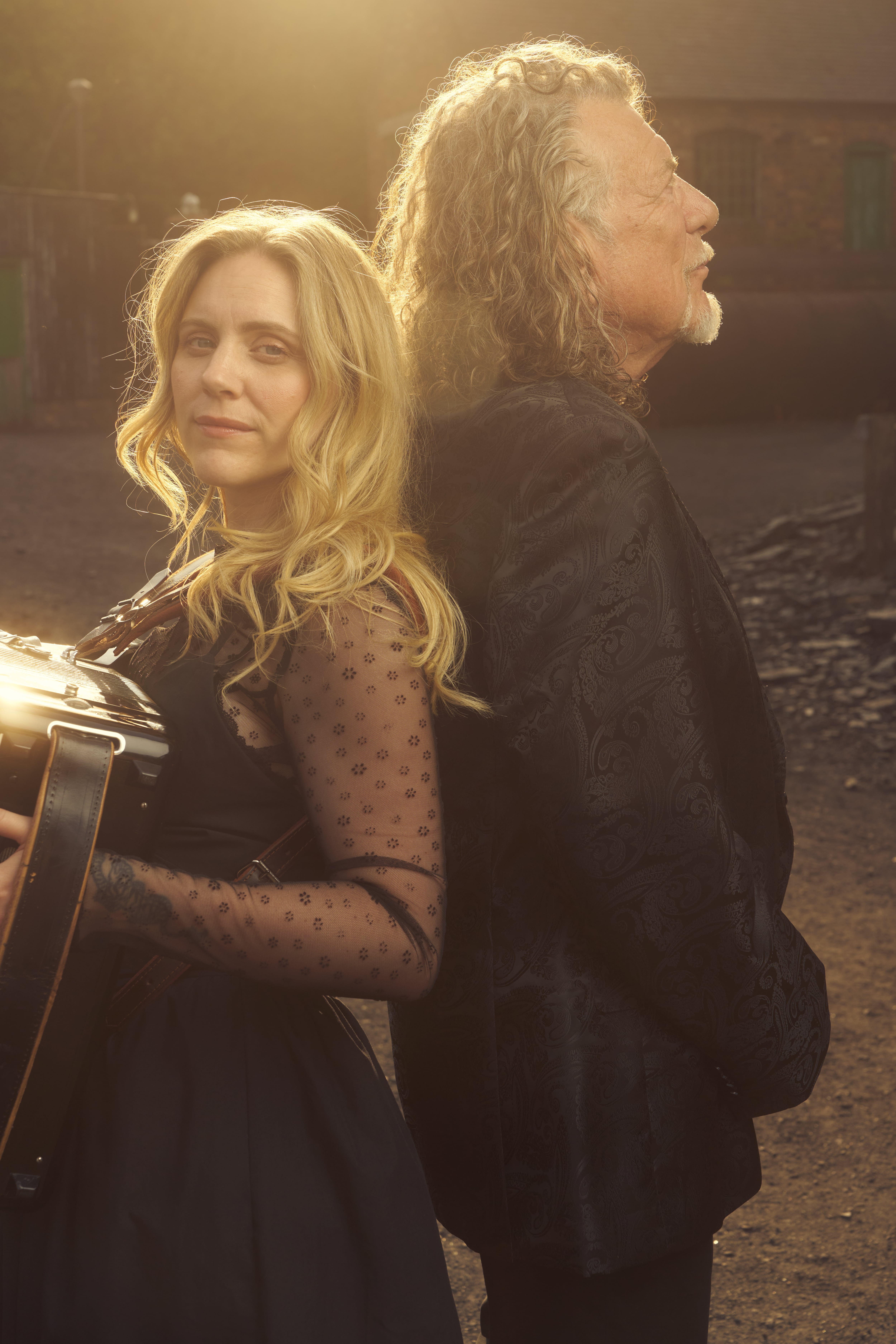 Robert Plant junto a Suzi Dian