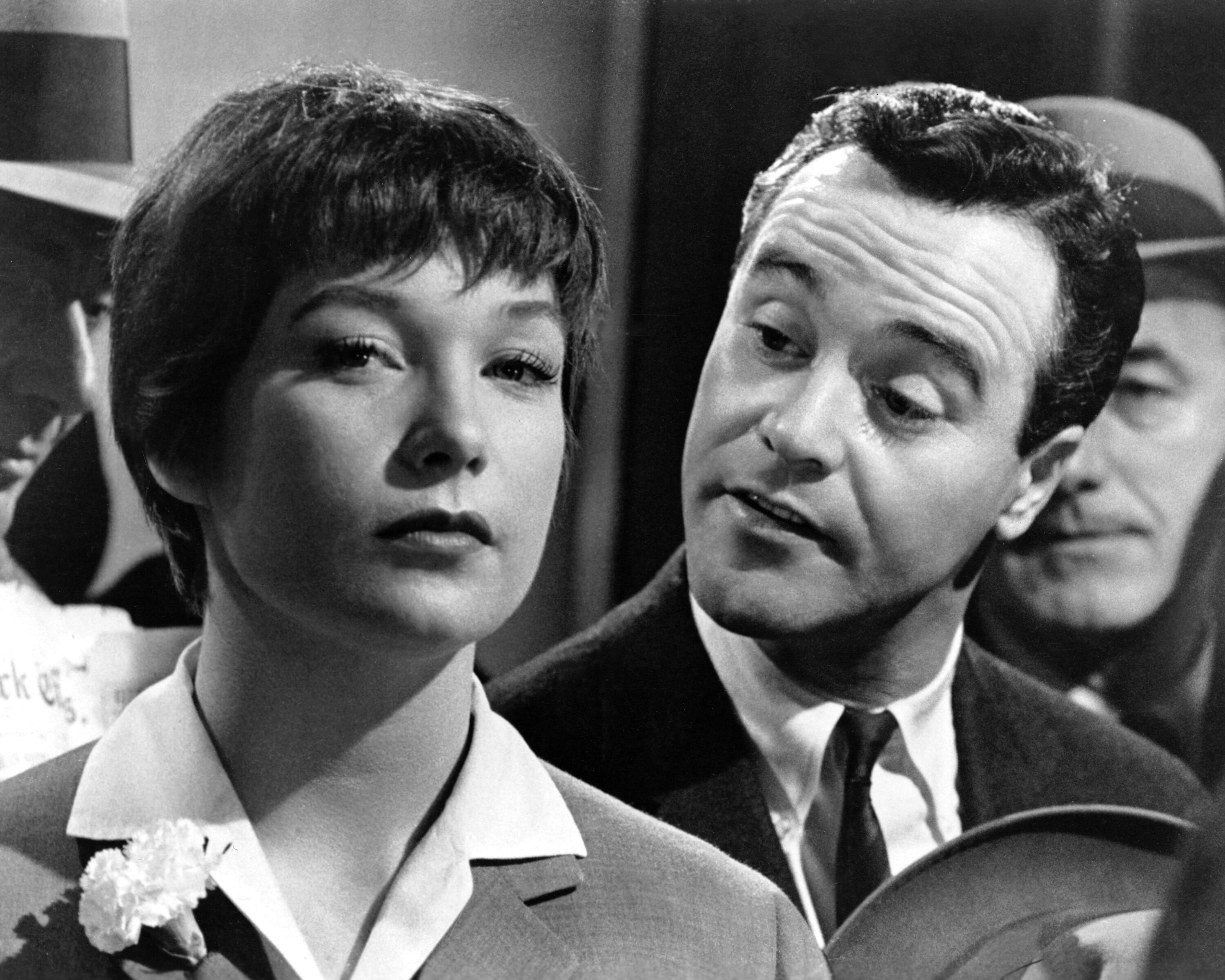 Shirley MacLaine y Jack Lemmon en una escena de Piso de soltero, dirigida por Billy Wilder