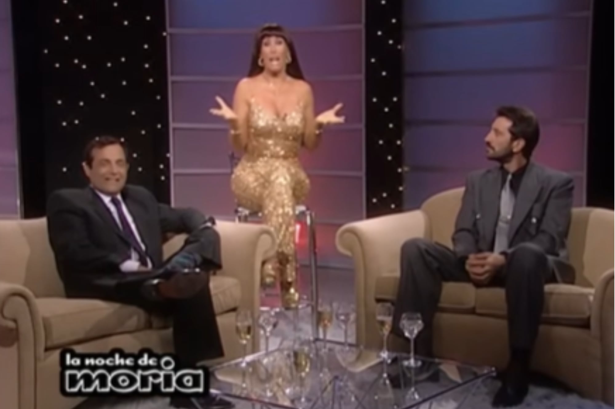 En 1999, Moria Casán reunió en su programa a su exmarido Mario Castiglione y su entonces marido Luis Vadalá en su programa La noche de Moria (Foto: América TV)