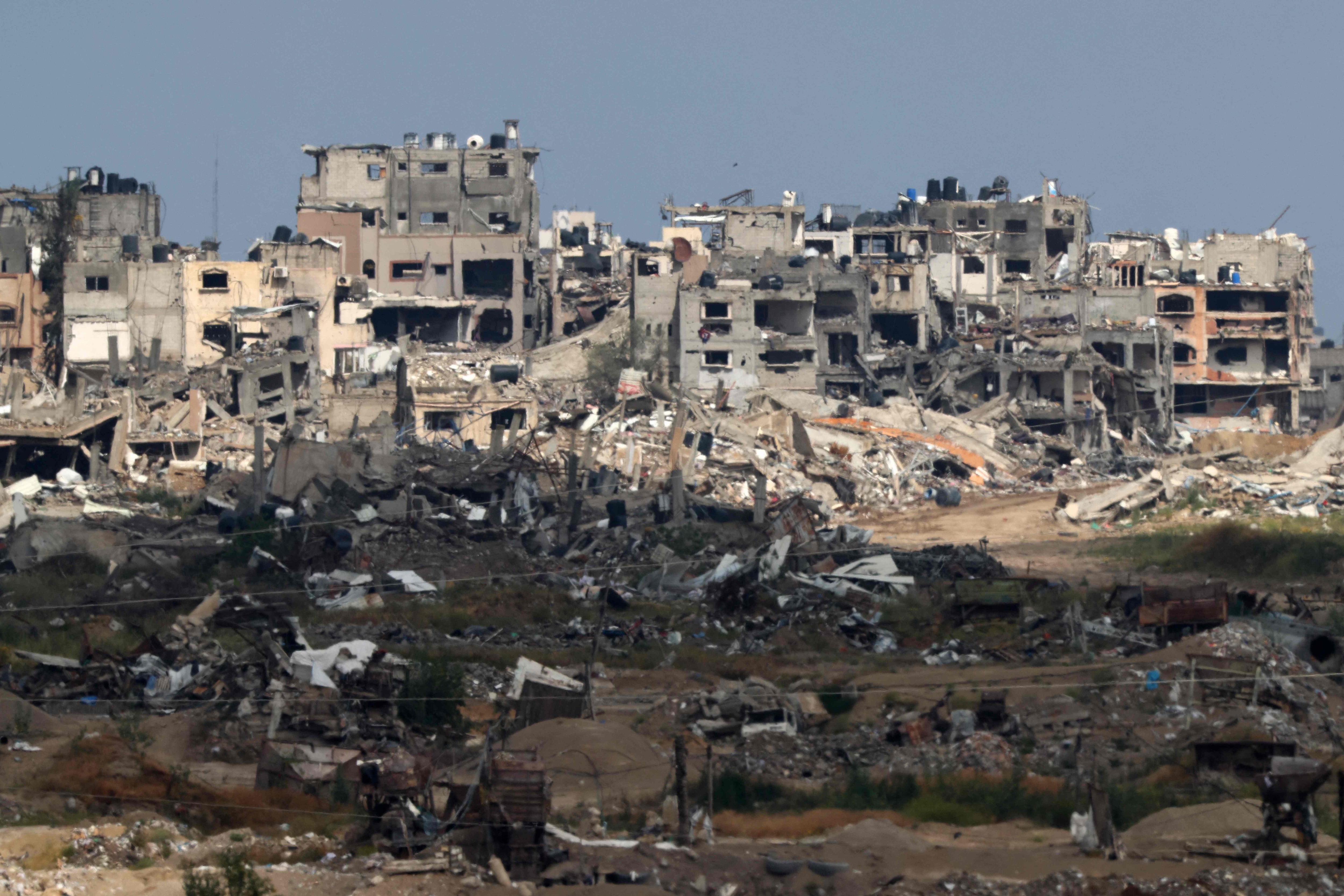 Edificios destruidos cerca de la frontera entre Gaza e Israel   