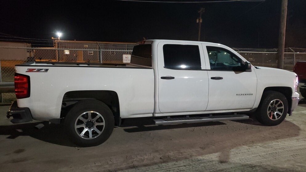 Los vehículos se deben abonar en efectivo o con tarjeta de crédito