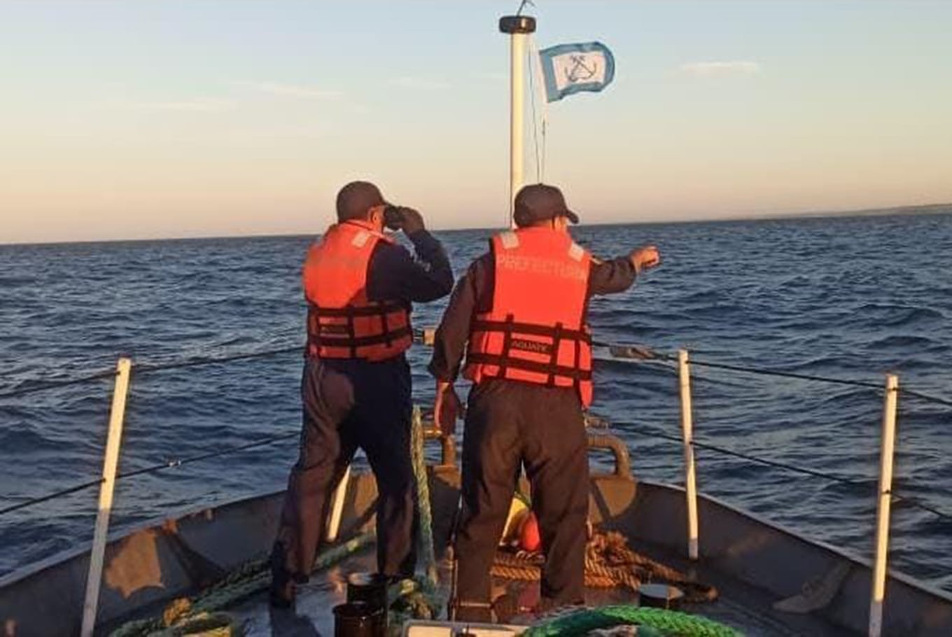 Puerto Madryn: buscan a una joven que se metió al mar a bucear y no volvió a la superficie