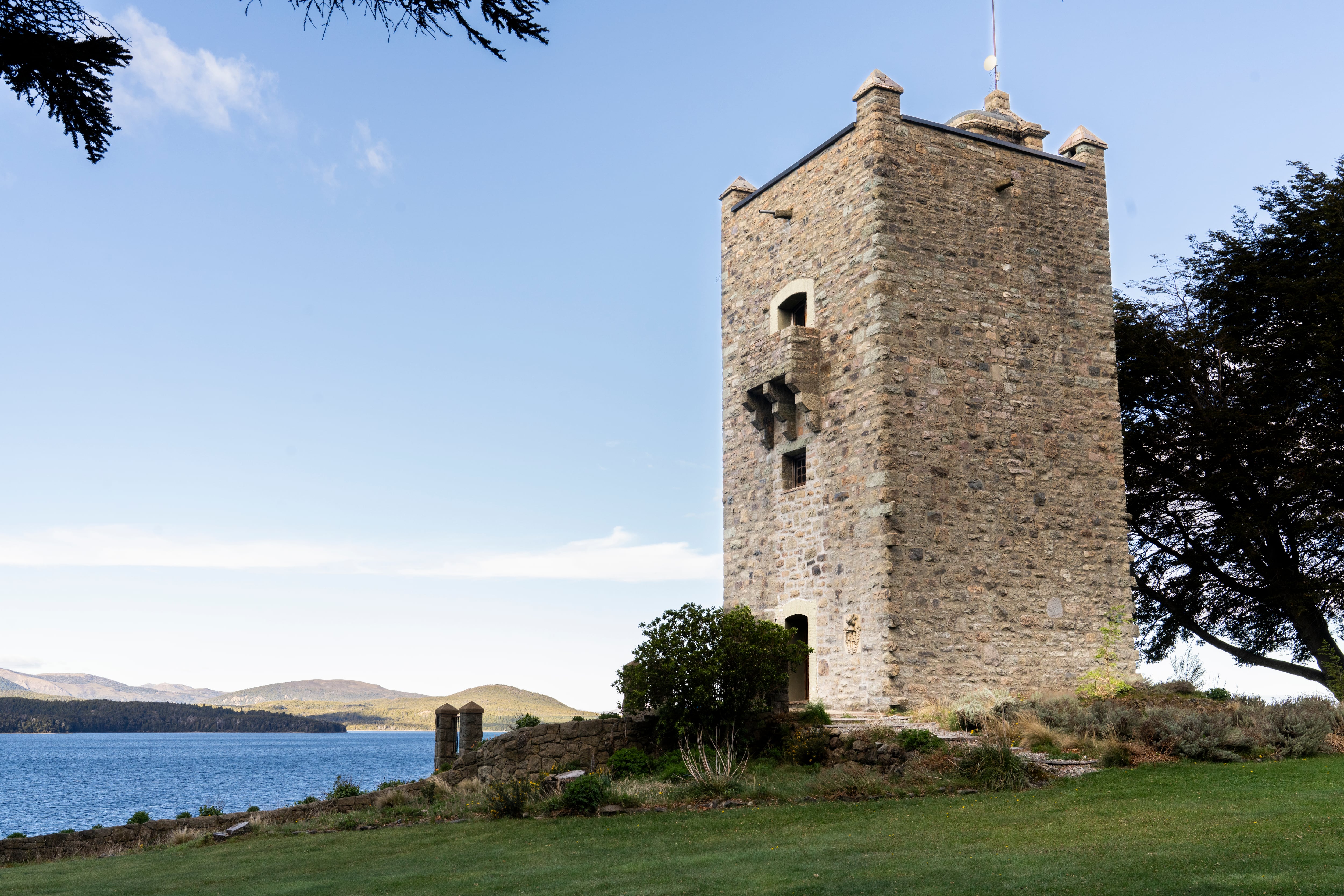 La Torre de Bustillo en la Península San Pedro
