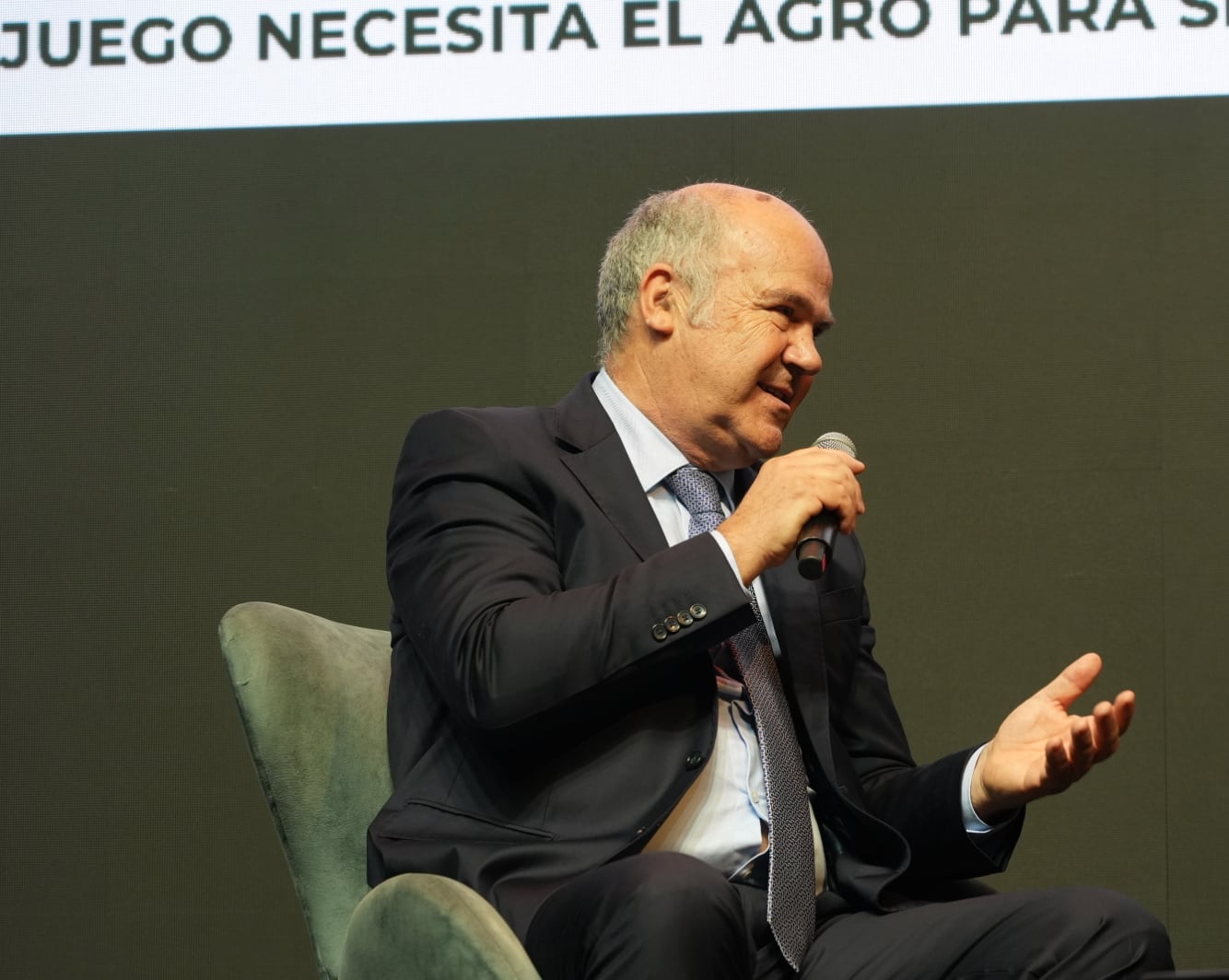 Iraeta alentó a los productores a invertir y sembrar con confianza