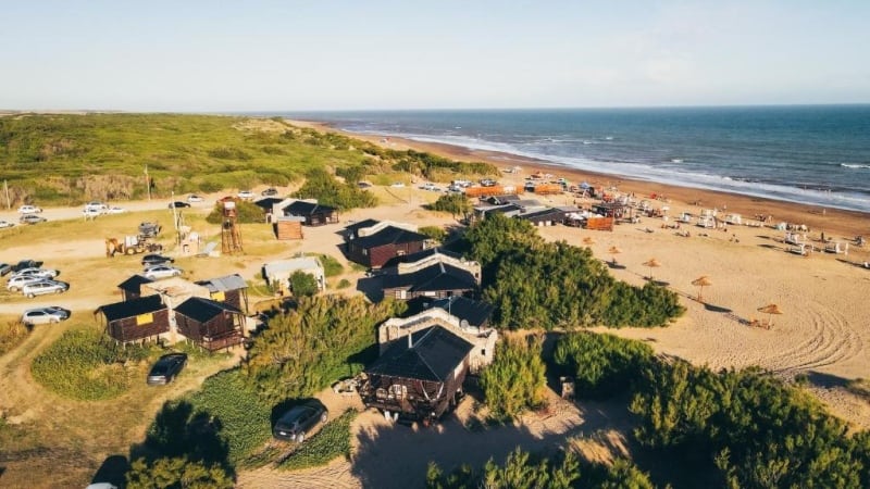 “El José Ignacio de Necochea”: el paraíso de mar que tiene 23 habitantes y fue construido “a mano” por una pionera obstinada