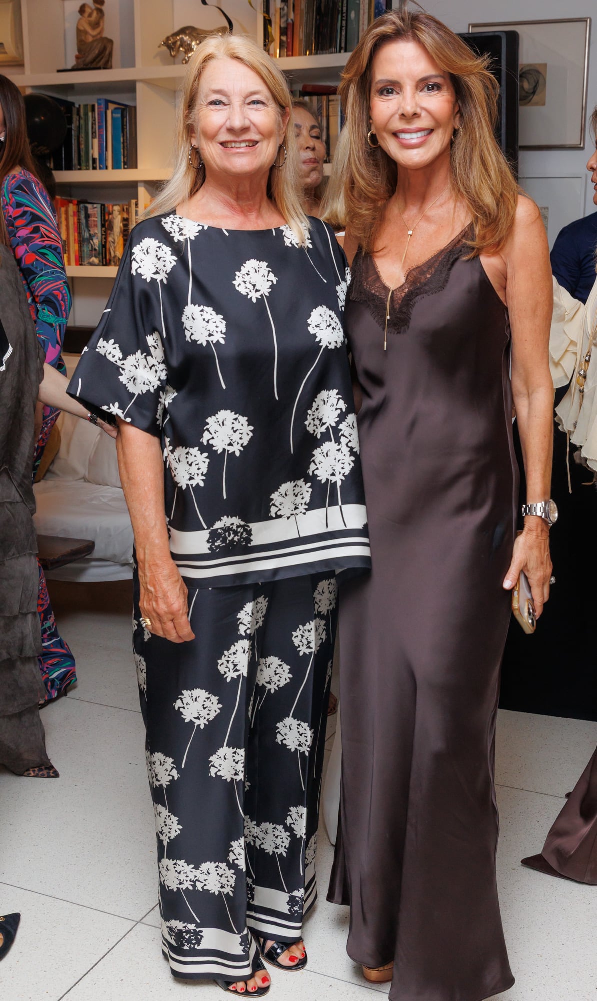 María Taquini de Blaquier, consuegra de Evelyn Scheidl, junto a Aurora Ramos Taboada