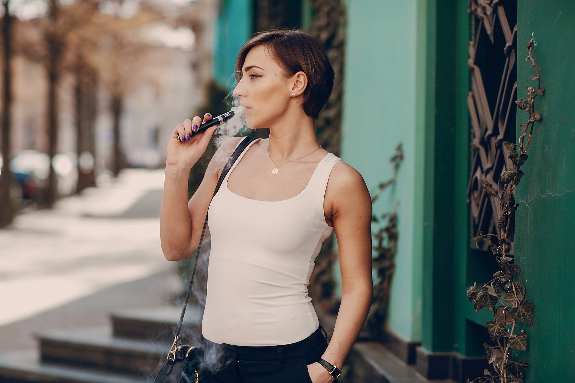 Las tabacaleras avanzan alternativas libre de humo