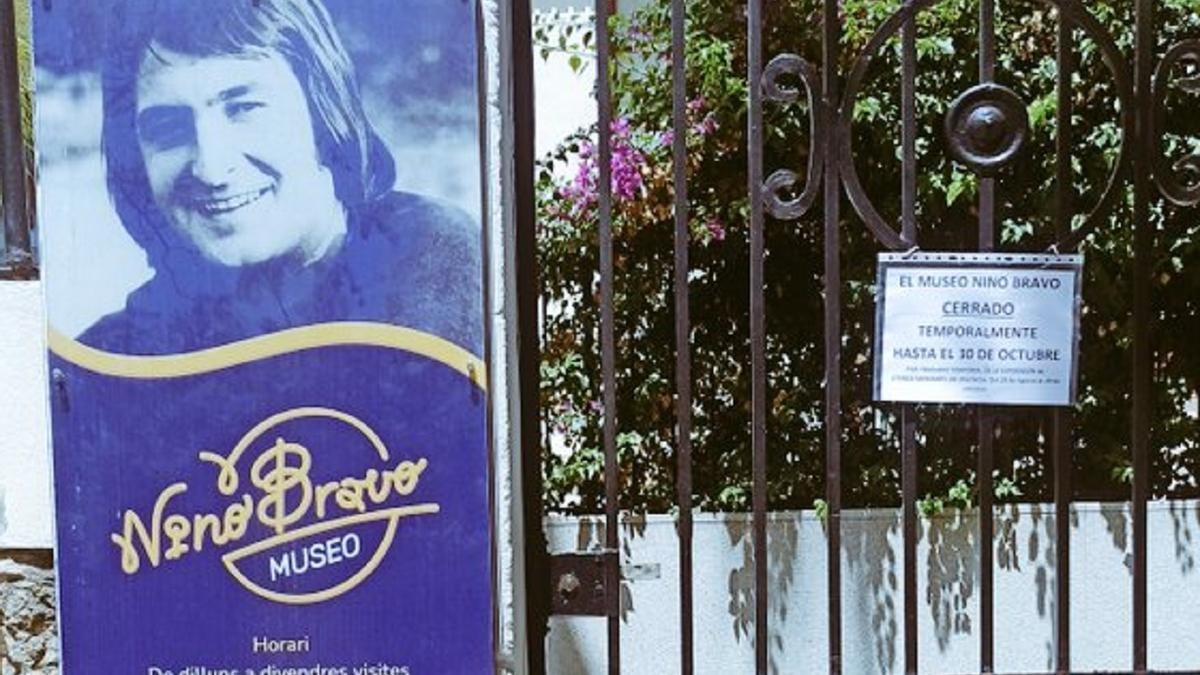 Los herederos de Nino Bravo critican el estado del museo del artista y abren una disputa con un ayuntamiento español
