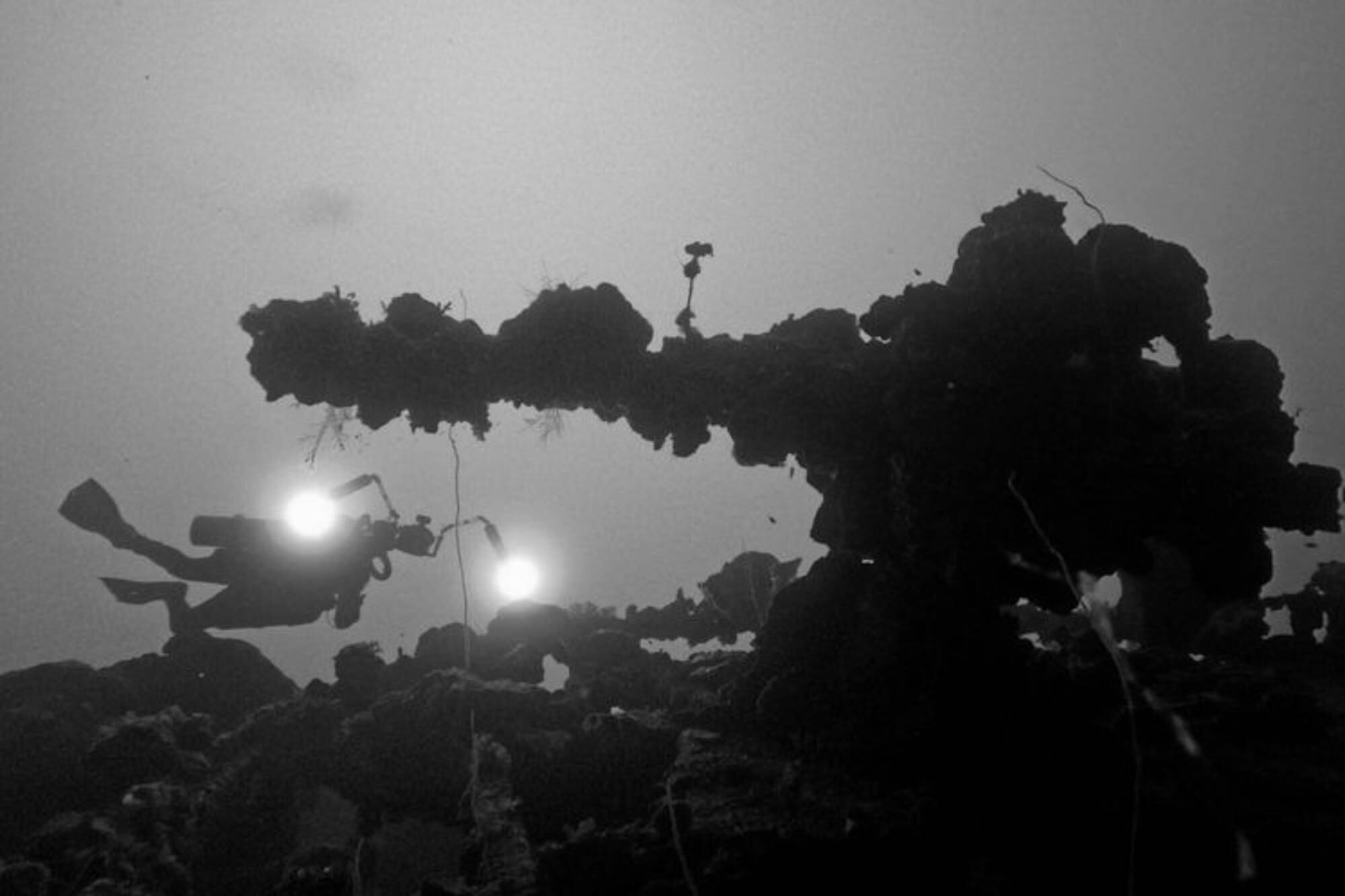 El Amigasan Maru, uno de los cargueros hundidos en Truk