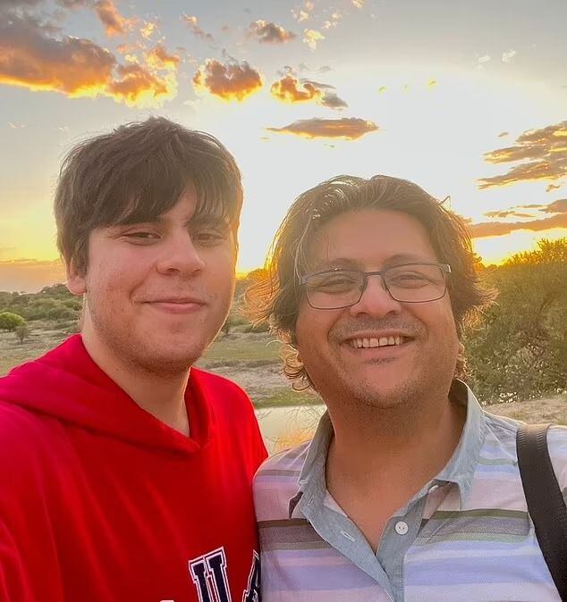 Shahzada Dawood tenía 58 años y su hijo Suleman 19 al momento de sumergirse