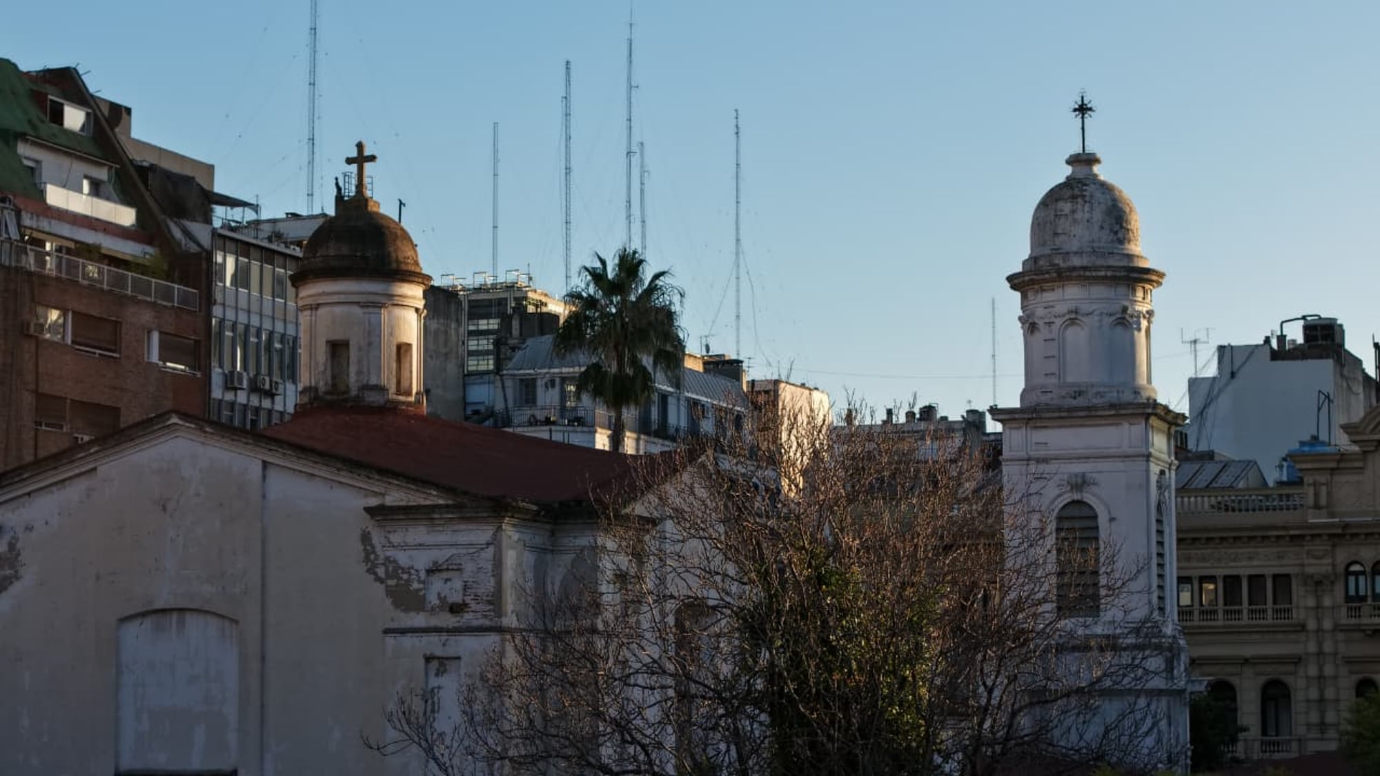 La vista a Santa Catalina de Siena desde el terreno donde se construiría el templo mormón