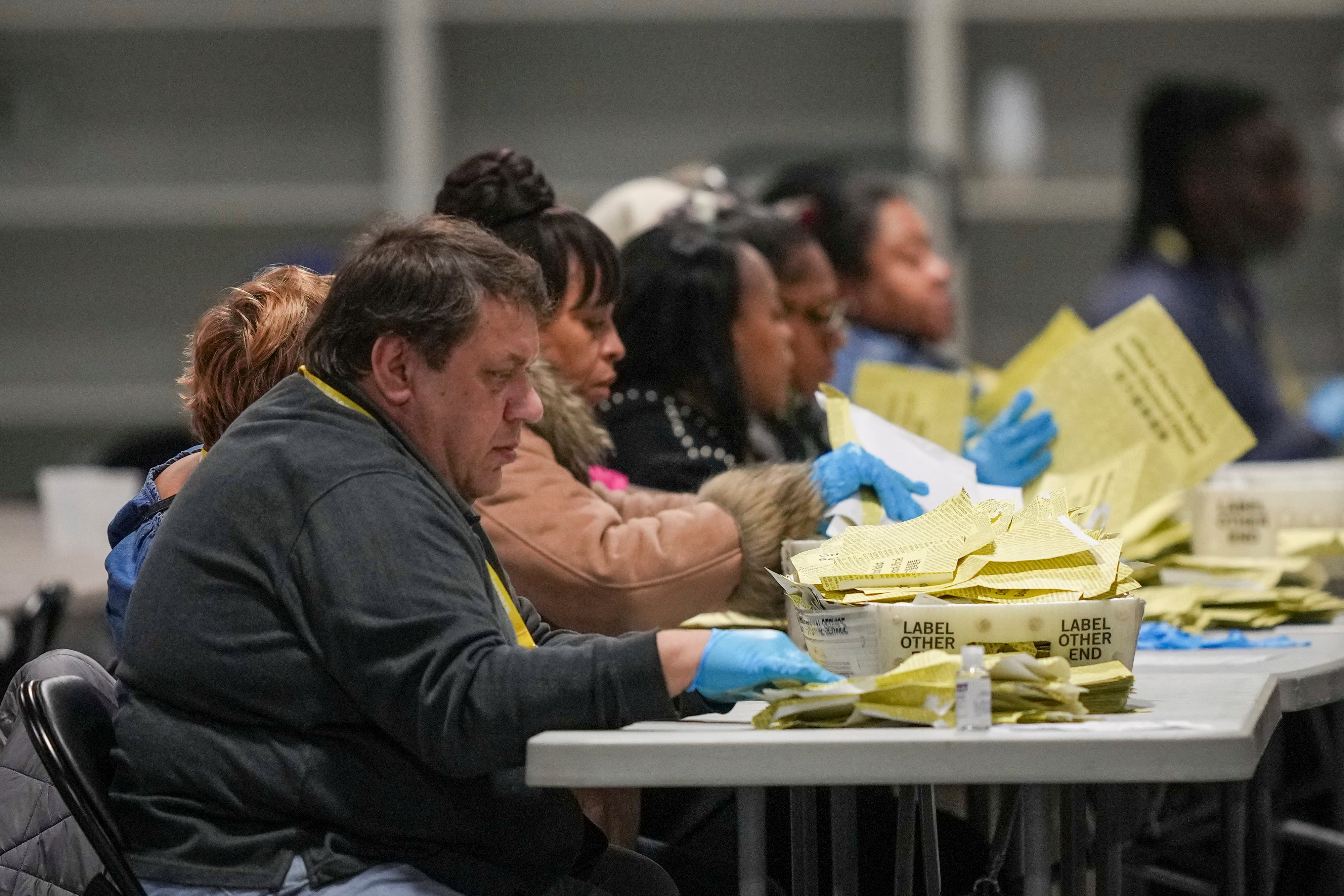 Casi 150 mil votos por correo fueron rechazados en las elecciones primarias de California del 2 de junio de 2026 (AP Foto/Matt Rourke)