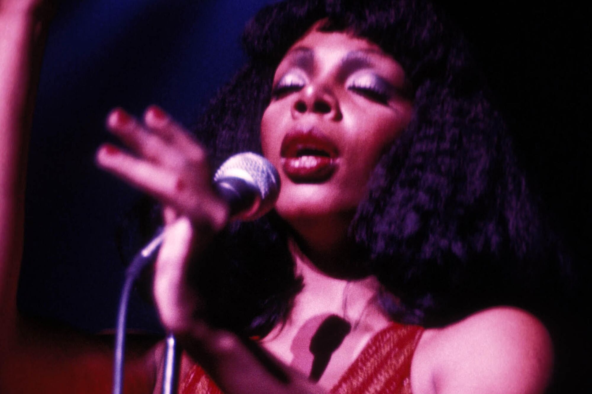 No exenta de polémicas, la canción implicó el despegue de la carrera musical de Donna Summer