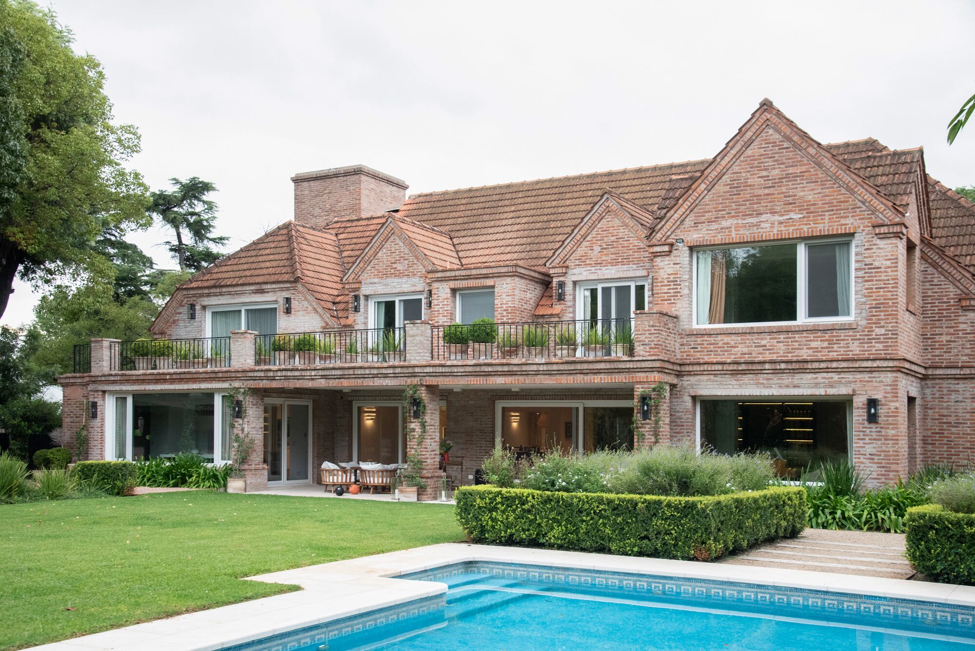 Los corrales de buxus fueron pedidos por los clientes, para dar mayor orden al jardín.