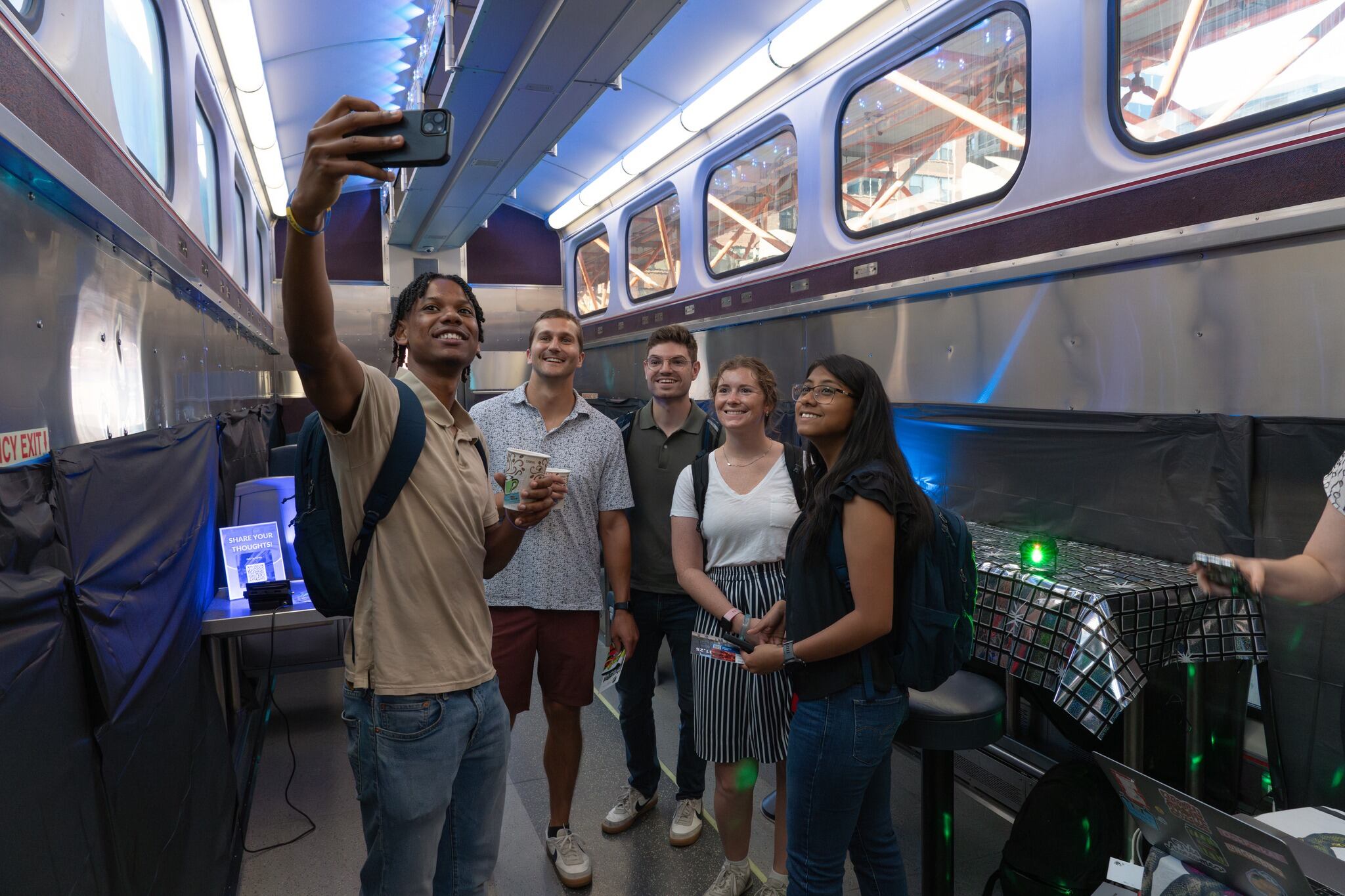 Tras el éxito del primer coffee rave, Metra traería de regreso los