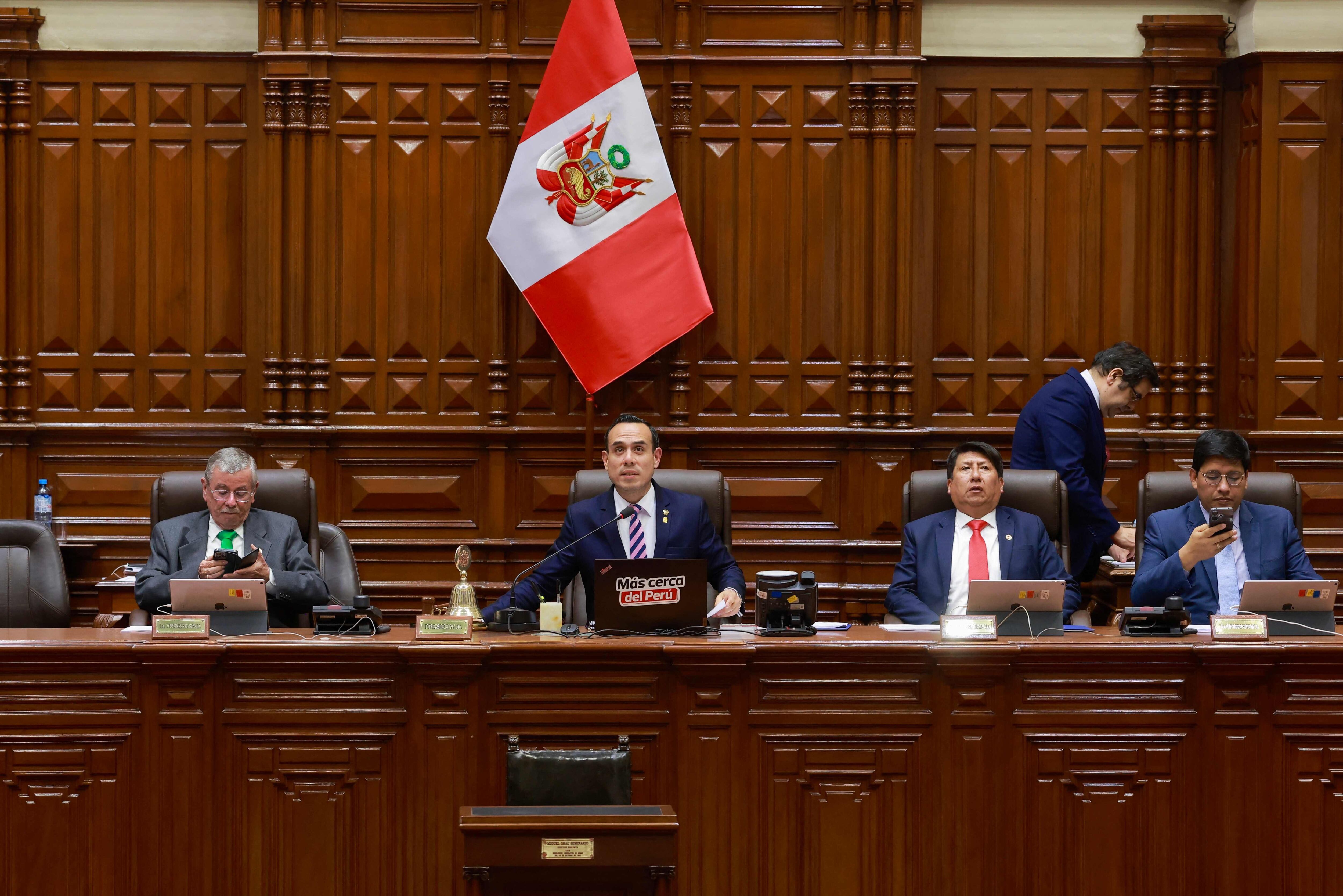 El Congreso peruano destituyó a la presidenta Dina Boluarte tras una crisis impulsada por alza de criminalidad