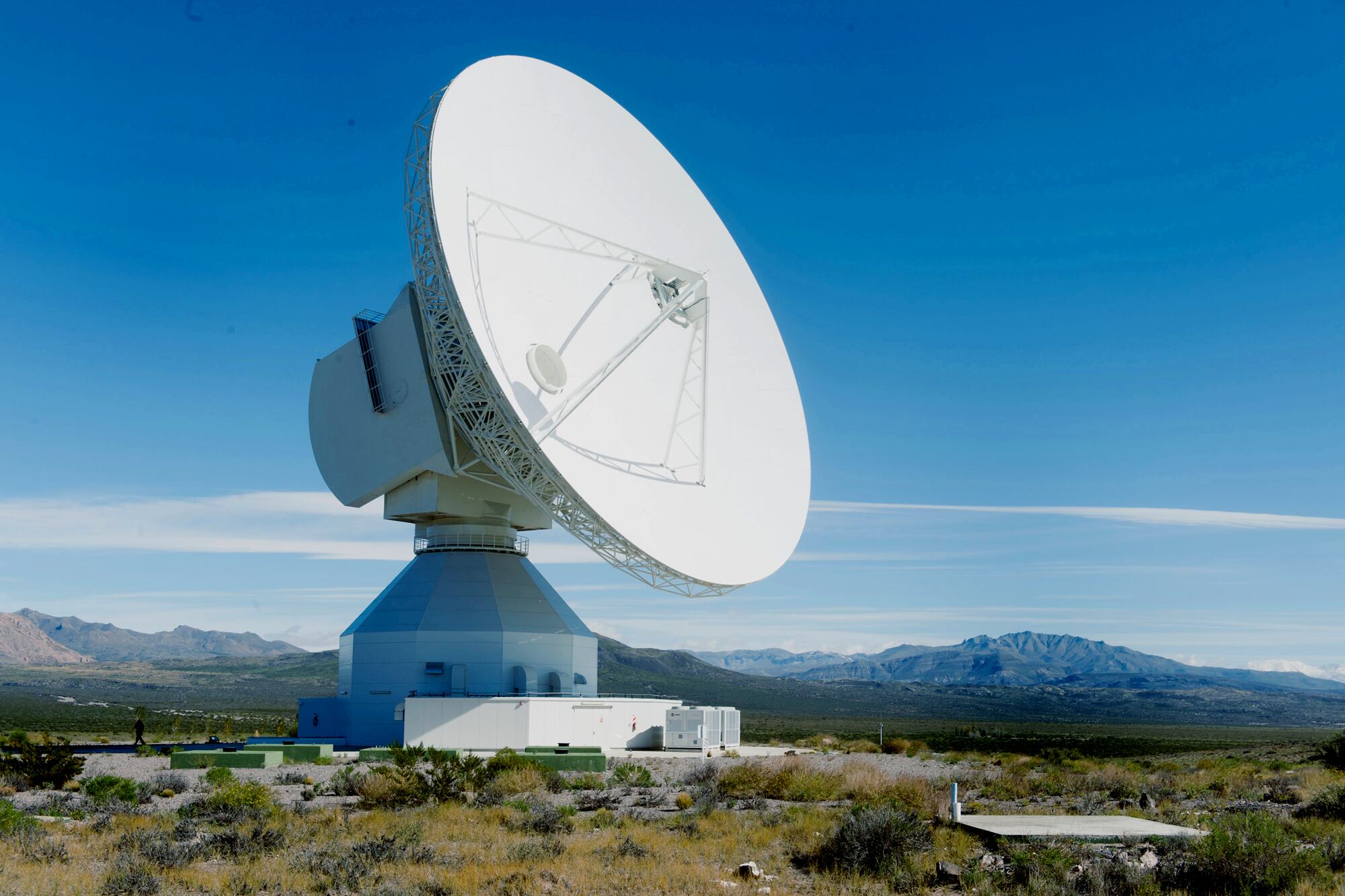 “Nada que ocultar”: cómo es y a qué se dedica la antena espacial que Europa tiene en Mendoza