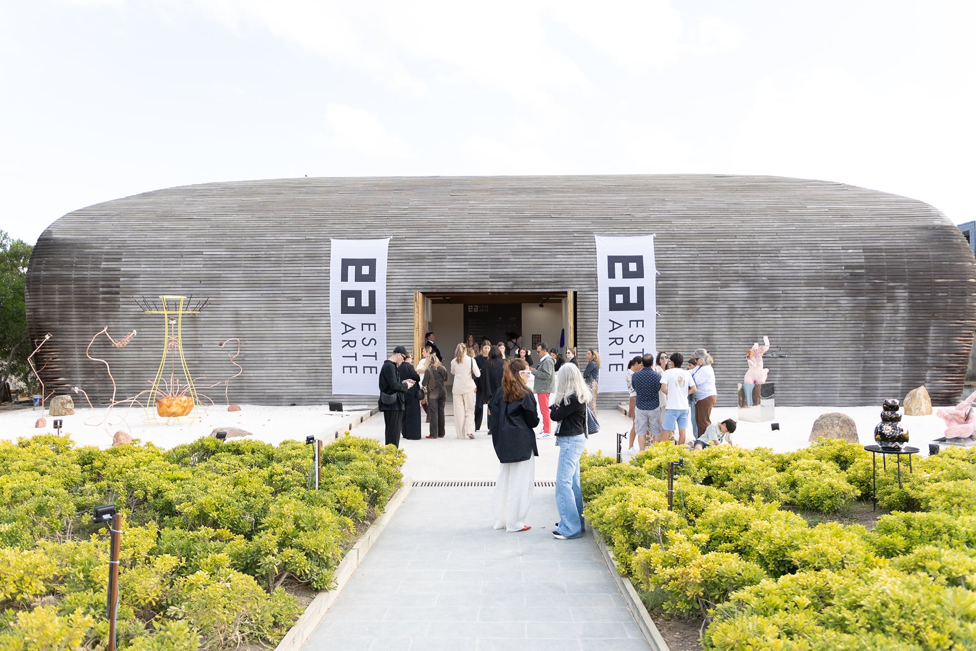 En fotos. Todos los invitados a la 12a edición de Este Arte en José Ignacio 21 La feria internacional de arte contemporáneo del Cono Sur en el Pavilion VIK de José Ignacio