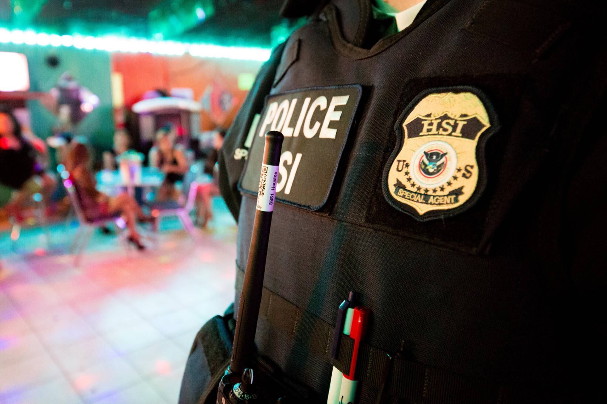 Para la alcaldesa de Los Ángeles las redadas de ICE causan un “trauma” innecesario en los niños