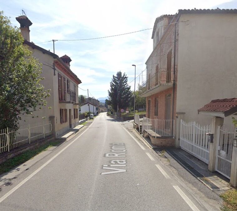 El pueblo se caracteriza por sus calles sin veredas y su ambiente tranquilo y pausado