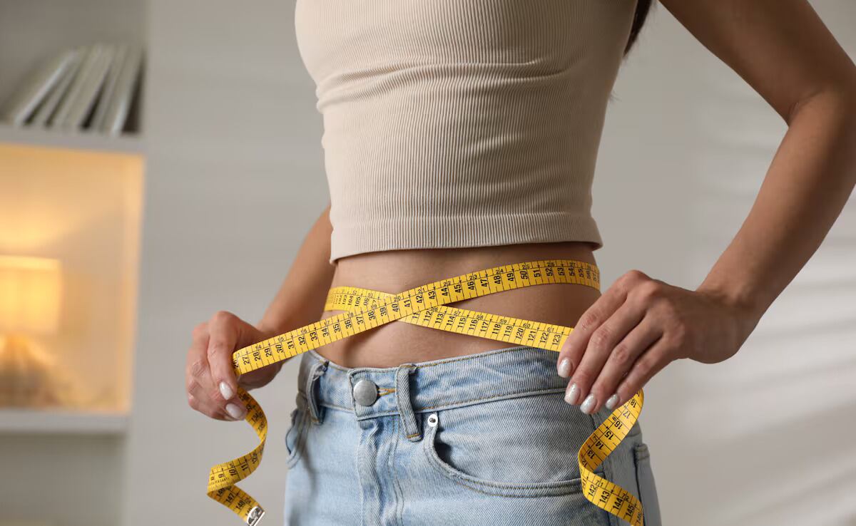 Las redes pueden ser un espacio para inspirarnos si aprendemos a usarlas con mirada crítica: cuestionando lo que vemos, eligiendo contenidos positivos y recordando a nuestros hijos que el cuerpo es un aliado, no un enemigo