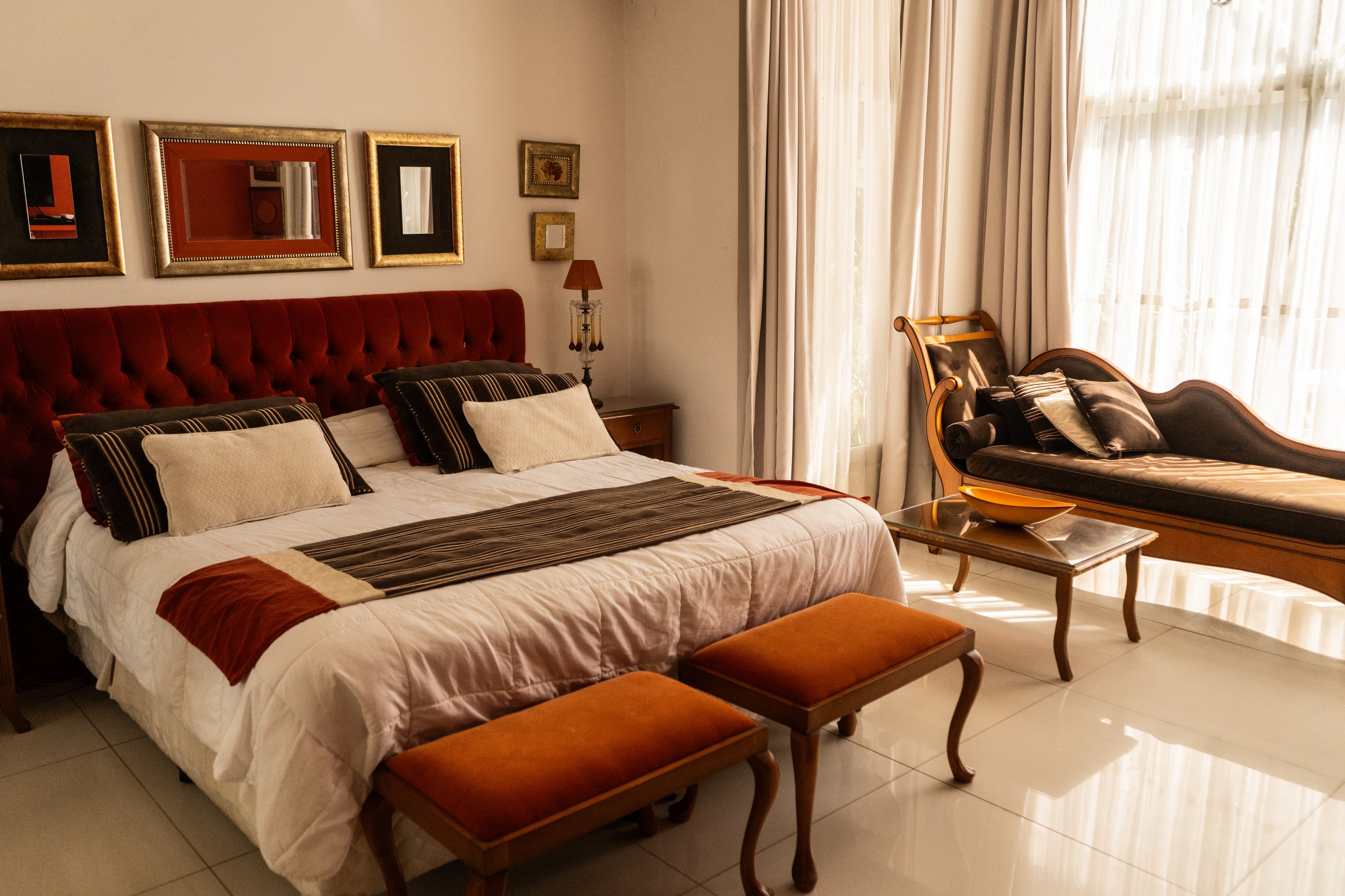 Las habitaciones están ambientadas estilo hotel boutique.