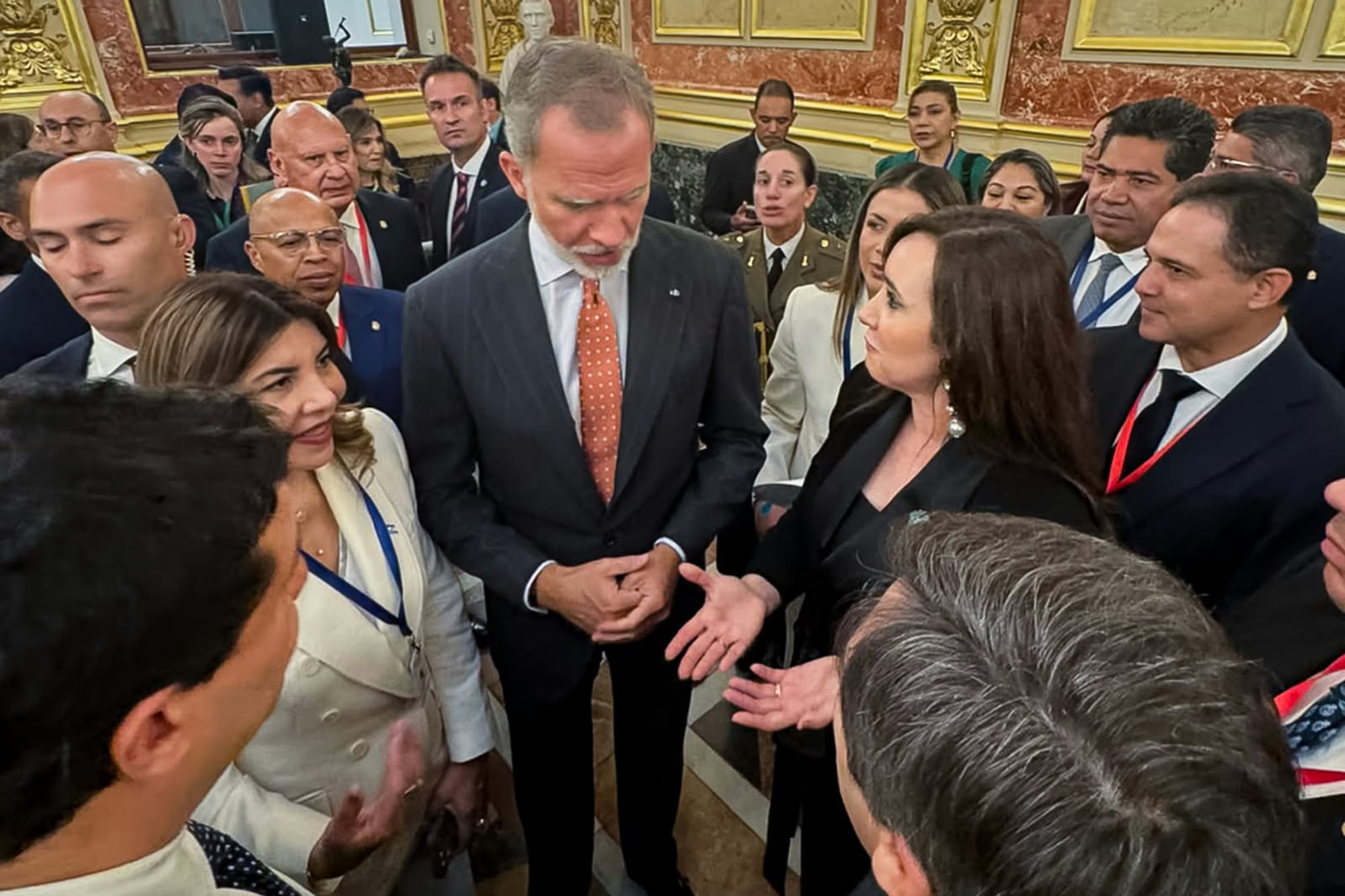 La vicepresidente Victoria Villarruel participó del XII Foro Parlamentario Iberoamericano, en Madrid, y se mostró junto al rey de España