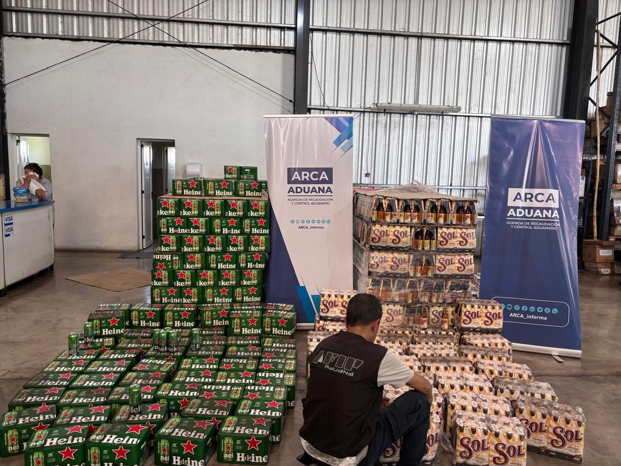 Contrabando: secuestraron 55.000 latas y botellas de cervezas y bebidas alcohólicas por un valor de $744 millones