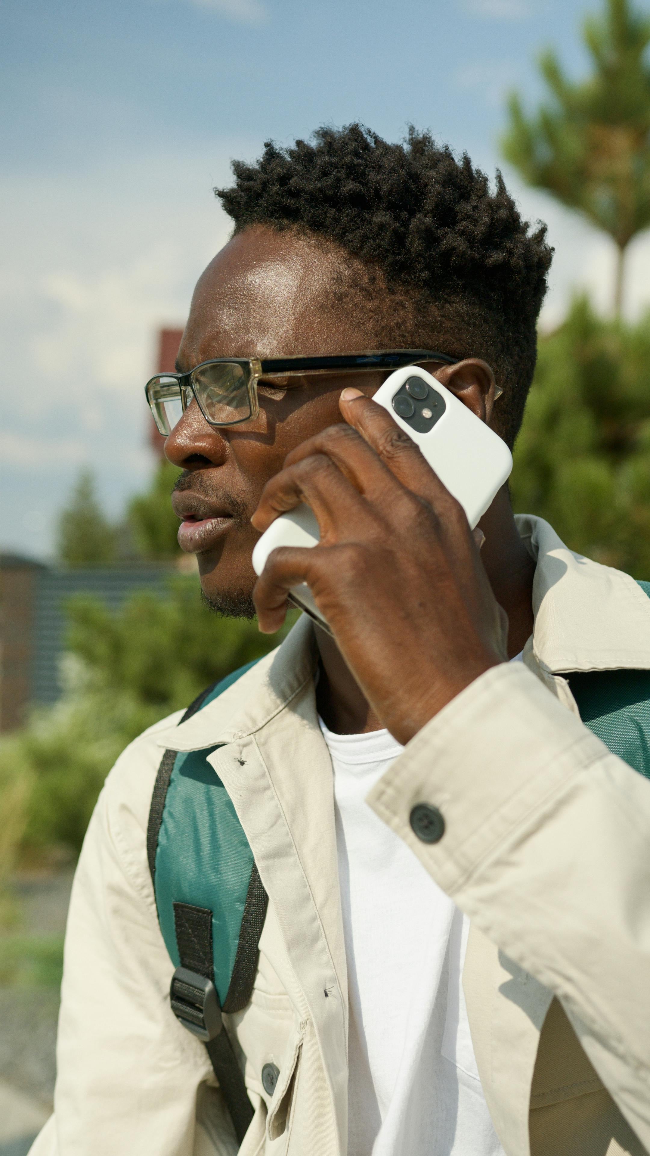 Adiós a los descuentos de internet y el teléfono: el nuevo revés para migrantes indocumentados en EE.UU. 6 Las autoridades de EE.UU. consideraron que hay personas que acceden a los subsidios sin cumplir los requisitos