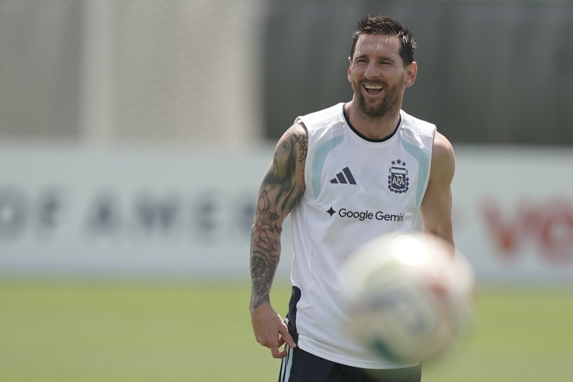 Mundial 2026, en vivo: España y Portugal buscan un lugar en octavos, y Argentina afina detalles para jugar con Cabo Verde 11 Messi y compañía ya están en Miami para el partido de este viernes frente a Cabo Verde.