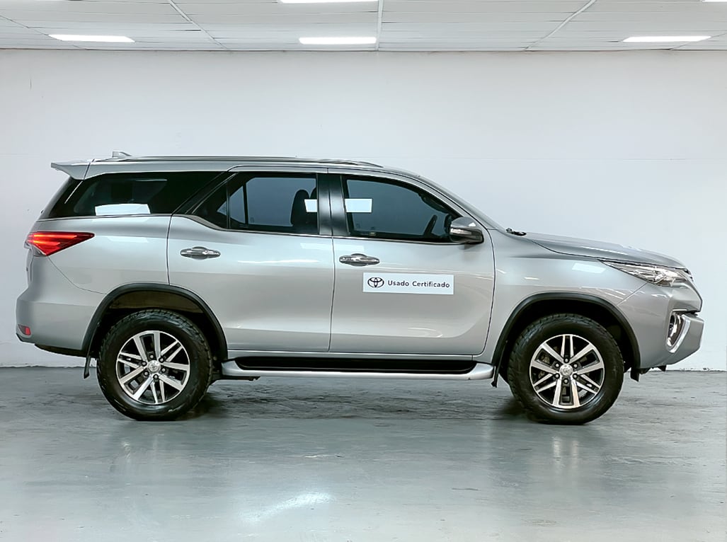 Toyota empieza a vender autos usados en Mercado Libre: están certificados con garantía oficial 6 Ahora se aceptan autos de hasta 15 años de antigüedad