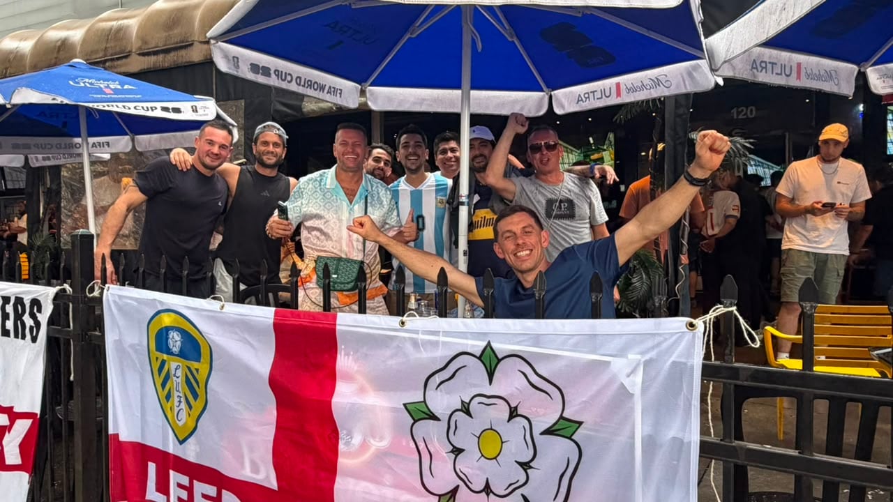 Hinchas argentinos e ingleses viven la previa de la semifinal en Atlanta bajo fuertes medidas de seguridad