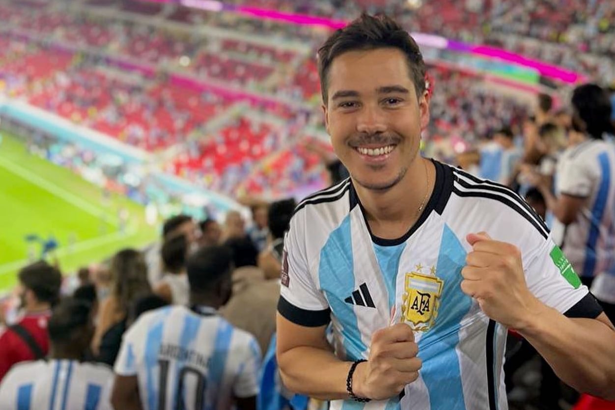 El joven mostraba sus viajes en redes