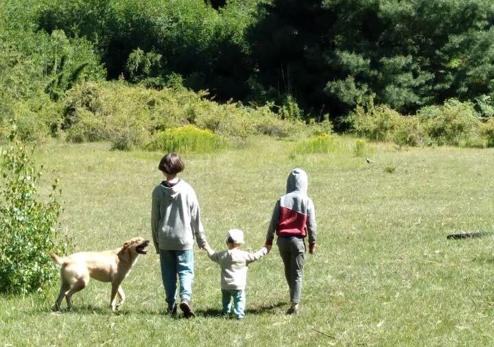 “La peque se quería llevar al gato. Y se lo llevó, no hubo forma