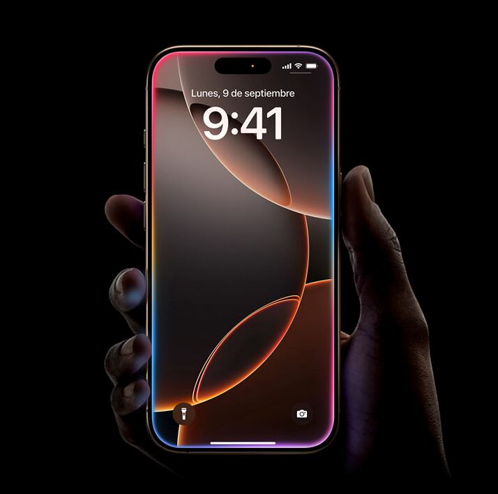 El nuevo modelo se lanzará con iOS 26 con el nuevo diseño “Liquid Glass” y nuevas funciones, como filtrado de llamadas y traducción en vivo