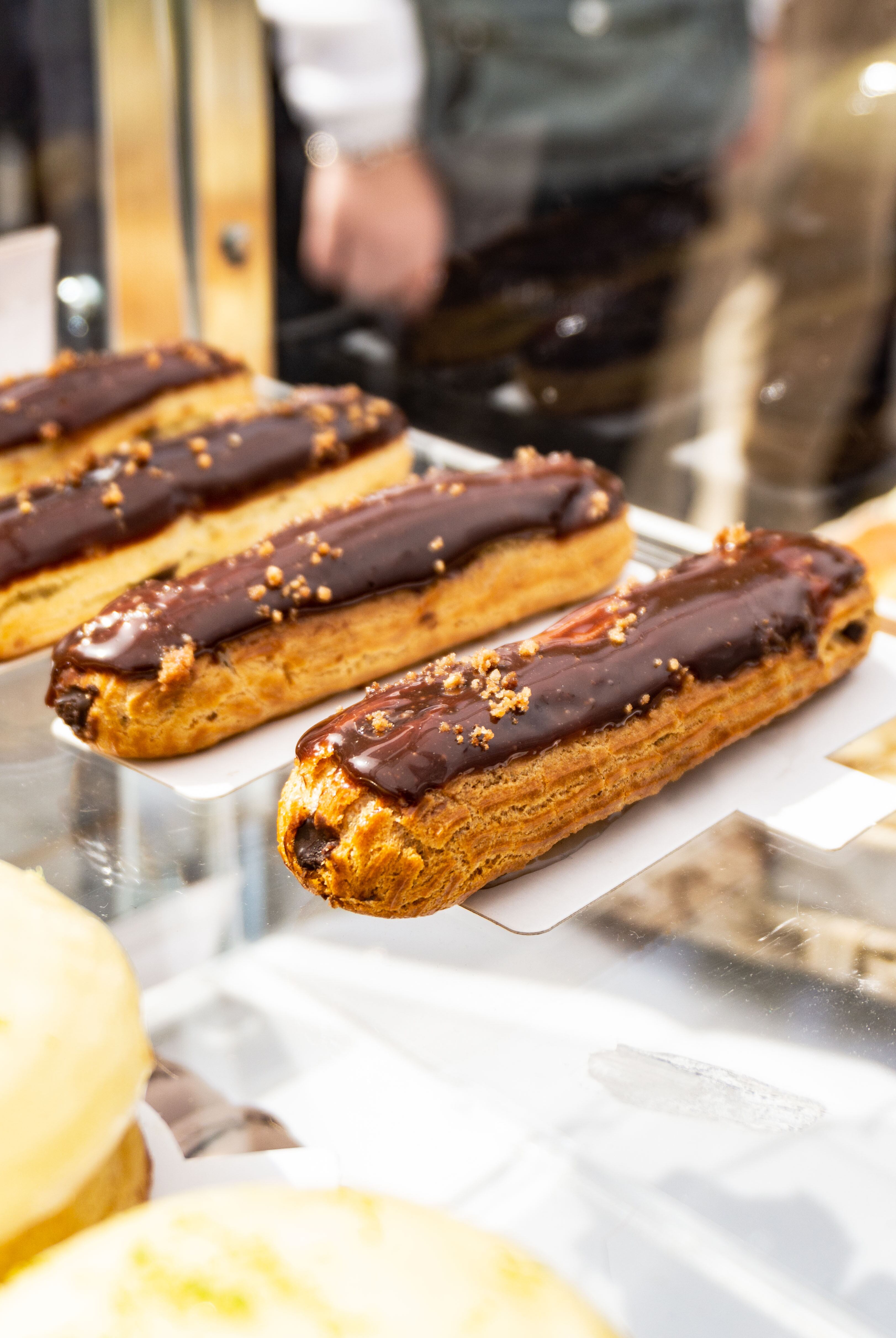 Éclair de chocolate y avellanas elaborado por Choux