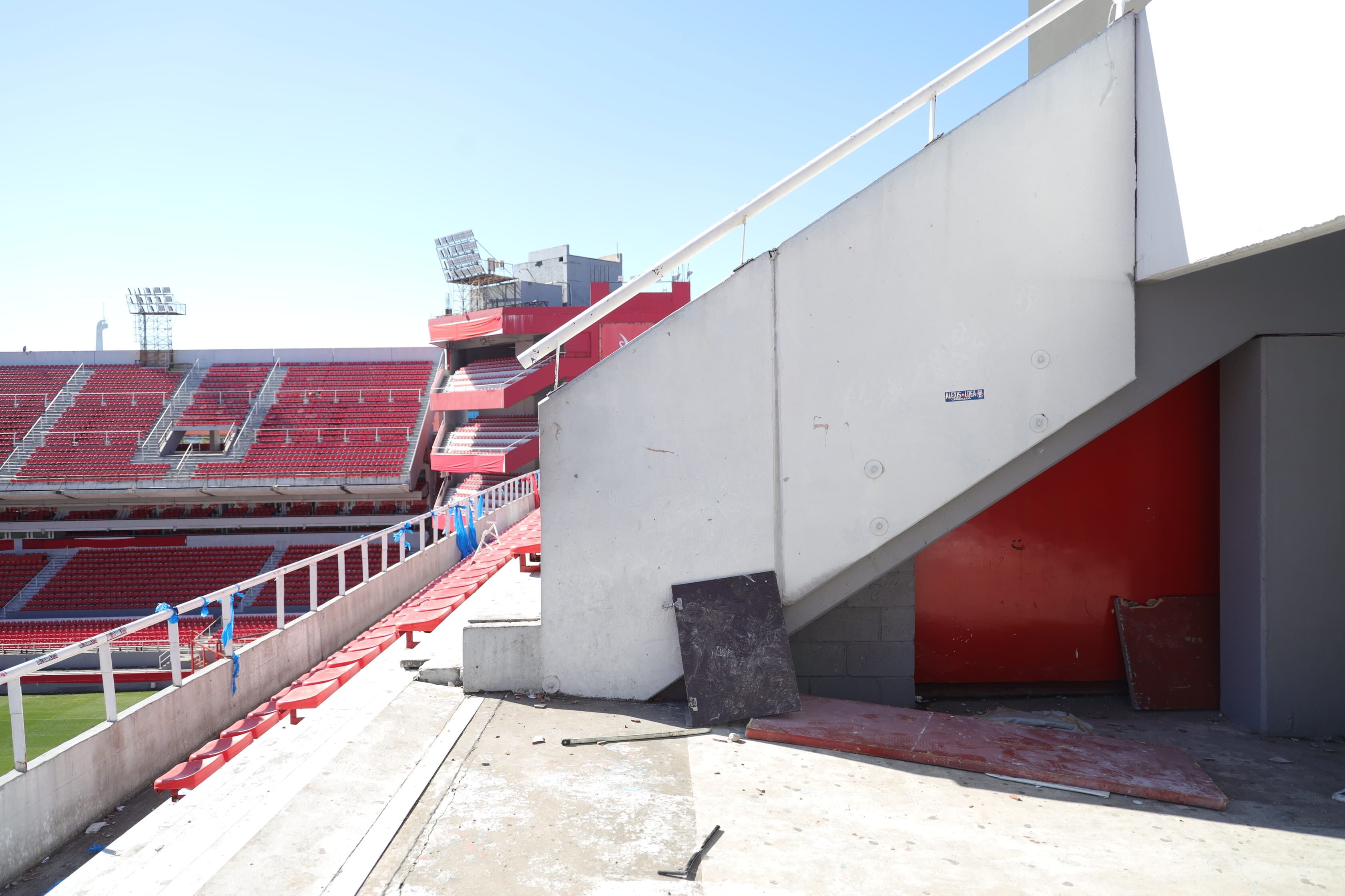 Estadio de Independiente después de los incidentes en el partido ante la U de Chile