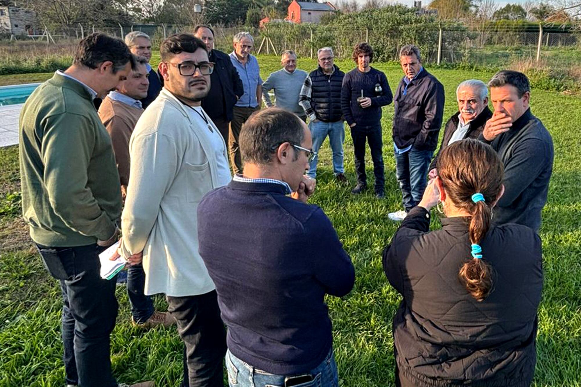 Sergio Massa junto a intendentes en Chascomús
