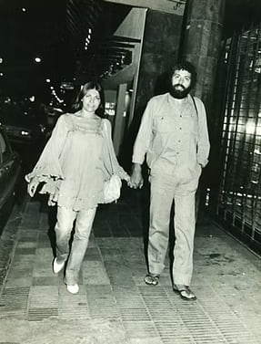 En los años ochenta, Facundo conoció a Sylvia quien sería su amiga y compañera desde ese encuentro y se casaron en 2010