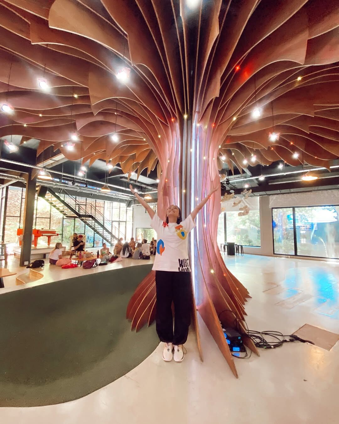 Tapia estudia Artes Escénicas en Otro Mundo, la escuela de Cris Morena