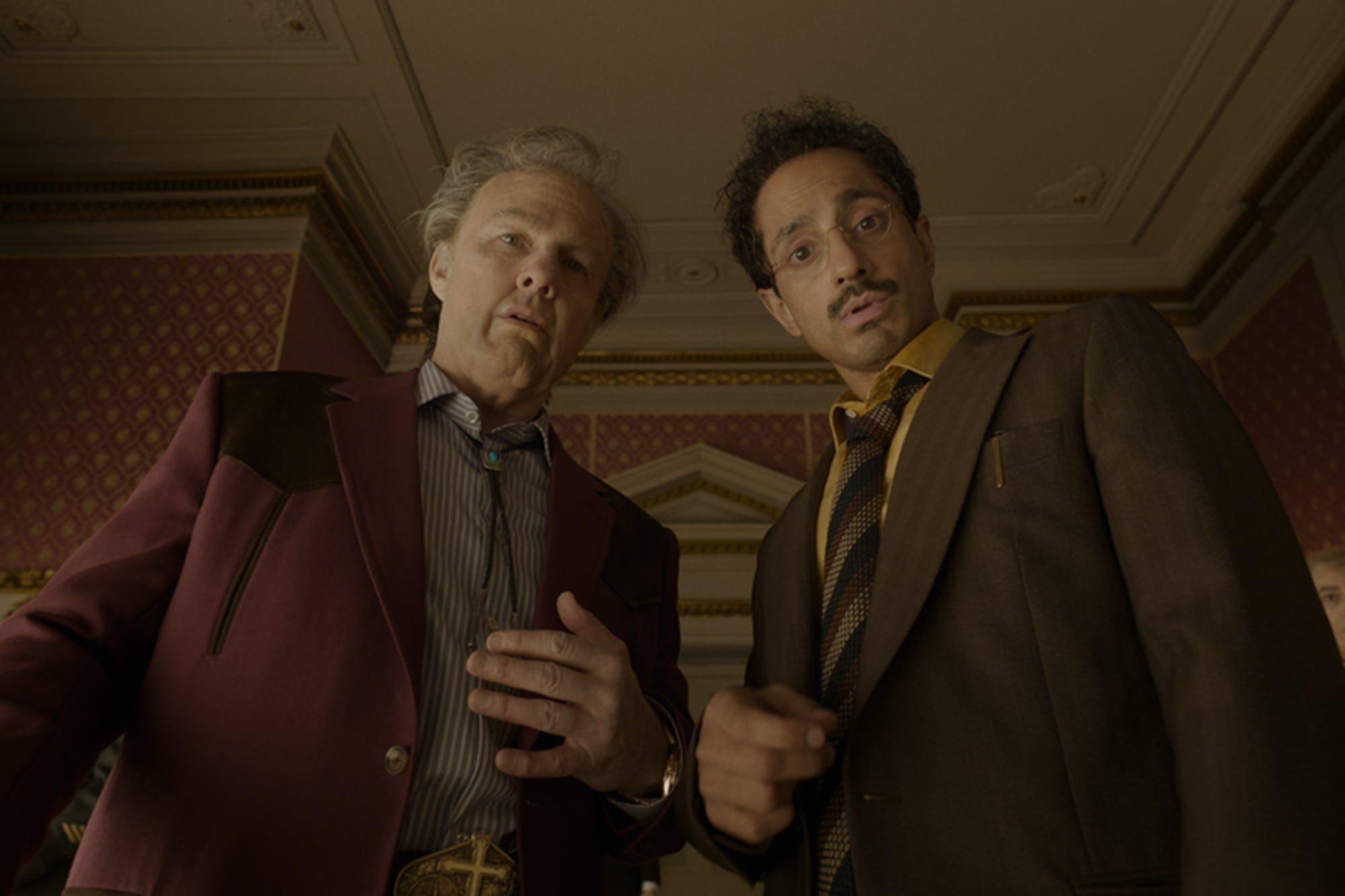 Cruise y Riz Ahmed, en una escena de la película que llega este jueves a los cines