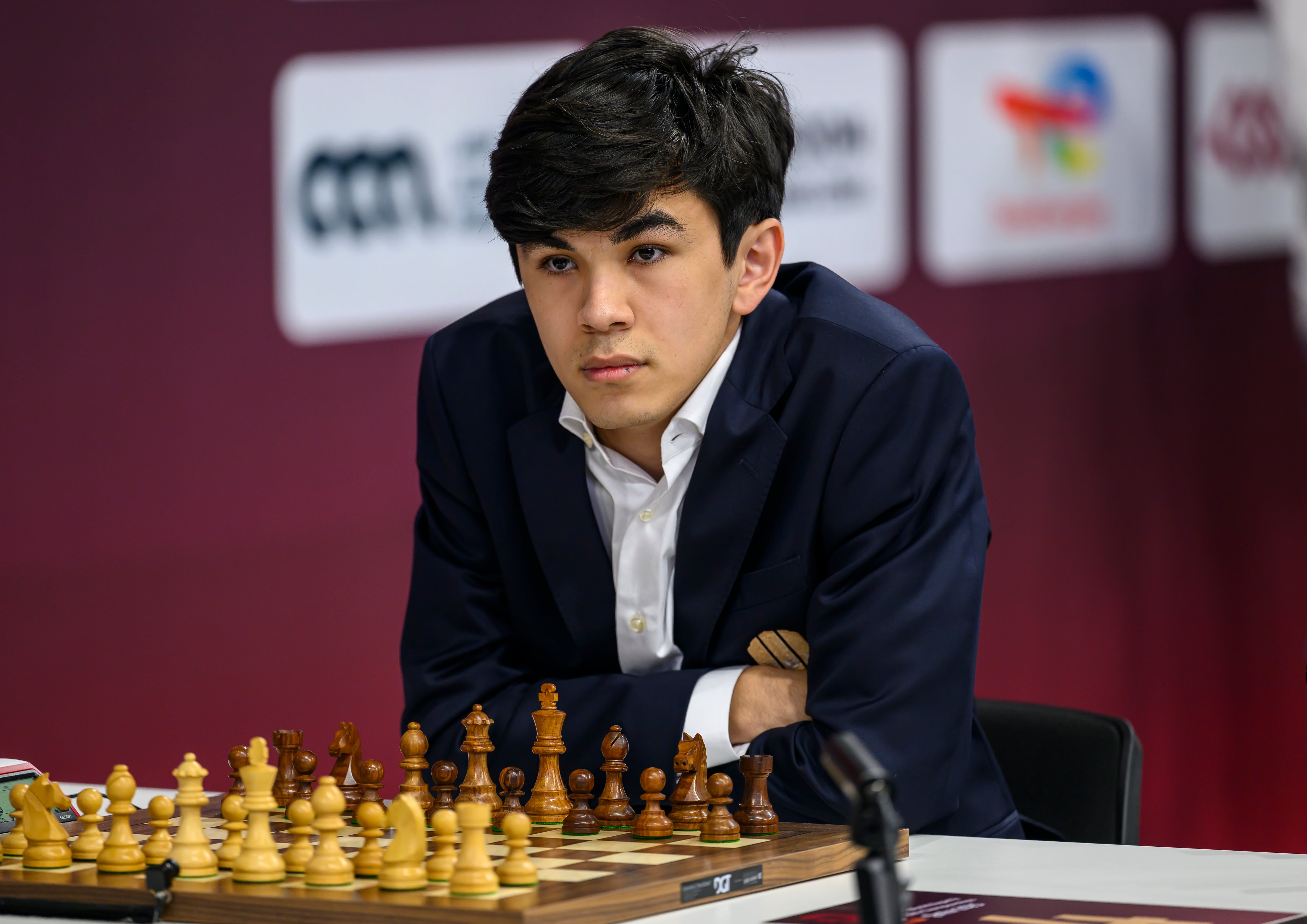 Javokhir Sindarov, el joven uzbeko que llegó al ajedrez para atropellar a una generación