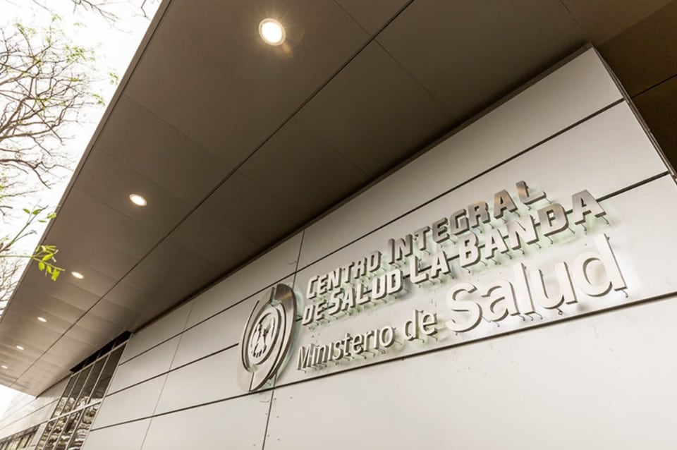 Producto de la emergencia, la mujer trasladó al niño al Centro Integral de Salud Banda (CISB)