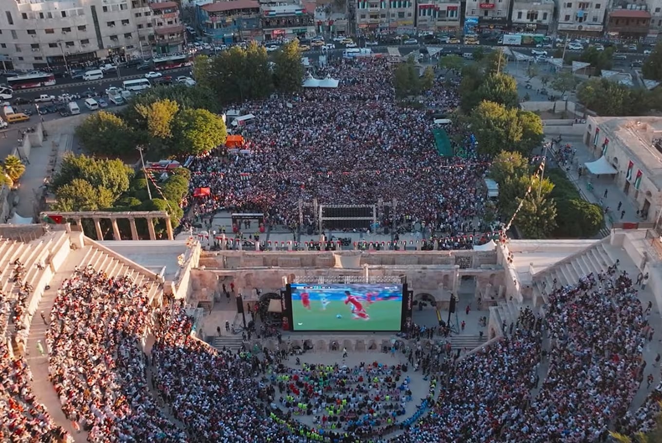 El impresionante Fan Fest de Jordania para el partido con Argentina en el Mundial: un teatro romano de 1900 años