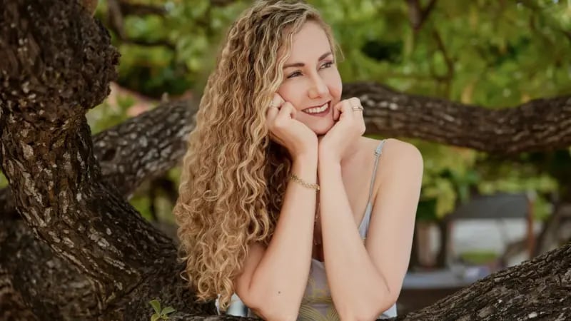 Amy Minkley trabajó en el extranjero como maestra antes de jubilarse a los 44 años