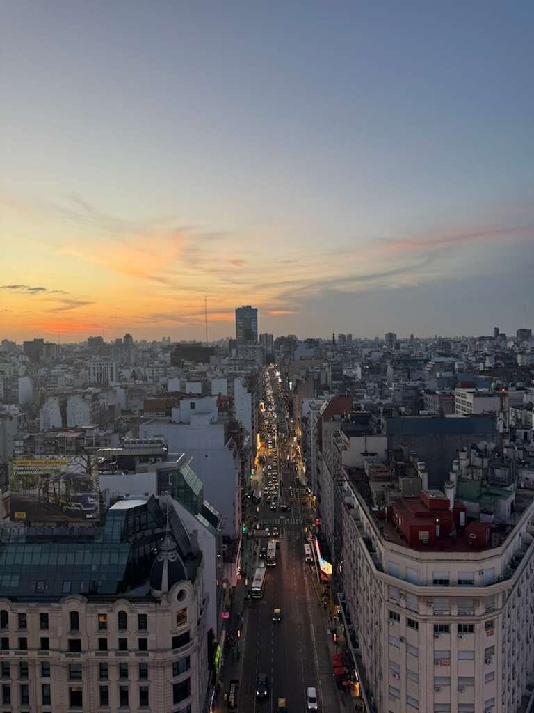 La vista aérea de la ciudad tomada por Rosalía