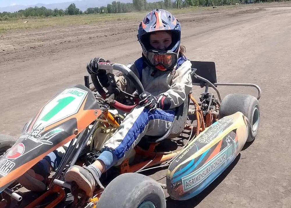 Victoria, de 13 años, tuvo un grave accidente en una pista de karting